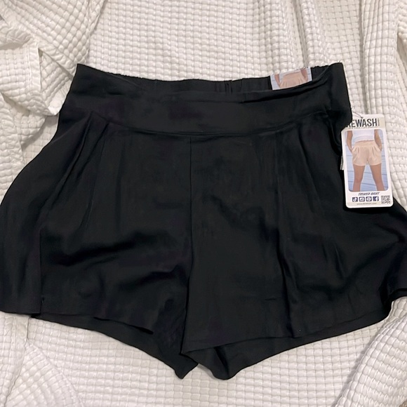 NWT- REWASH- M. Linen Trouser Short - Picture 1 of 7